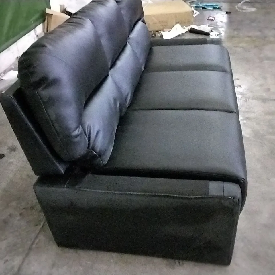 DESIGNER BLACK LEATHER 3 SEATER SOFA (ARMS MISSING)