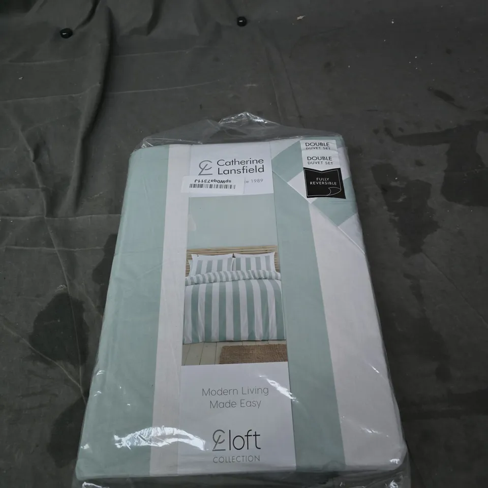 CATHERINE LANSFIELD DOUBLE DUVET SET – LIGHT BLUE/WHITE, FULLY REVERSIBLE
