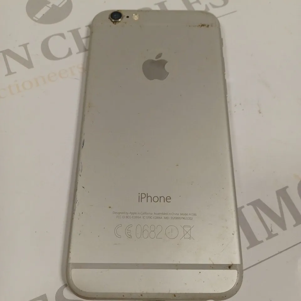 UNBOXED APPLE IPHONE MOBILE PHONE - A1586