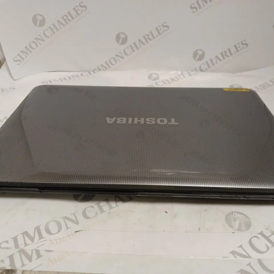 TOSHIBA SATELLITE C855 SERIES LAPTOP 