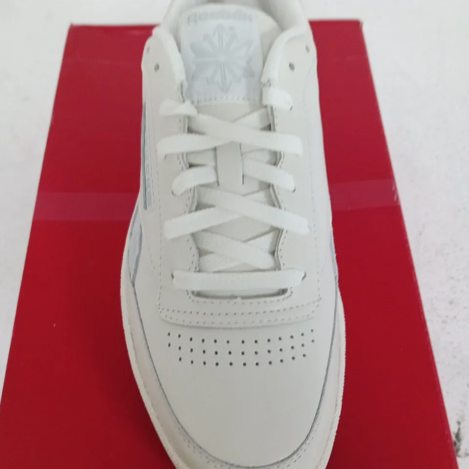 REEBOK CLUB C REVENGE SIZE 10