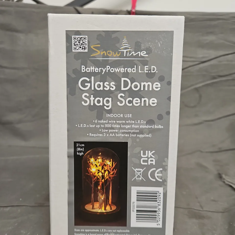 SNOWTIME BATTERY POWERED LED GLASS DOME STAG SCENE