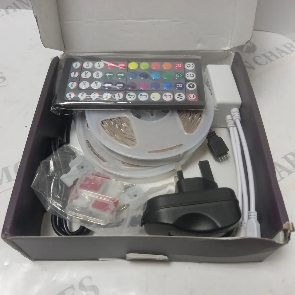 TAKSHO LED STRIPLIGHT