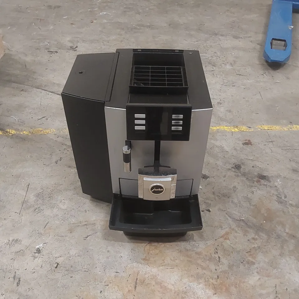 JURA JX8 PLATINUM COFFEE MACHINE