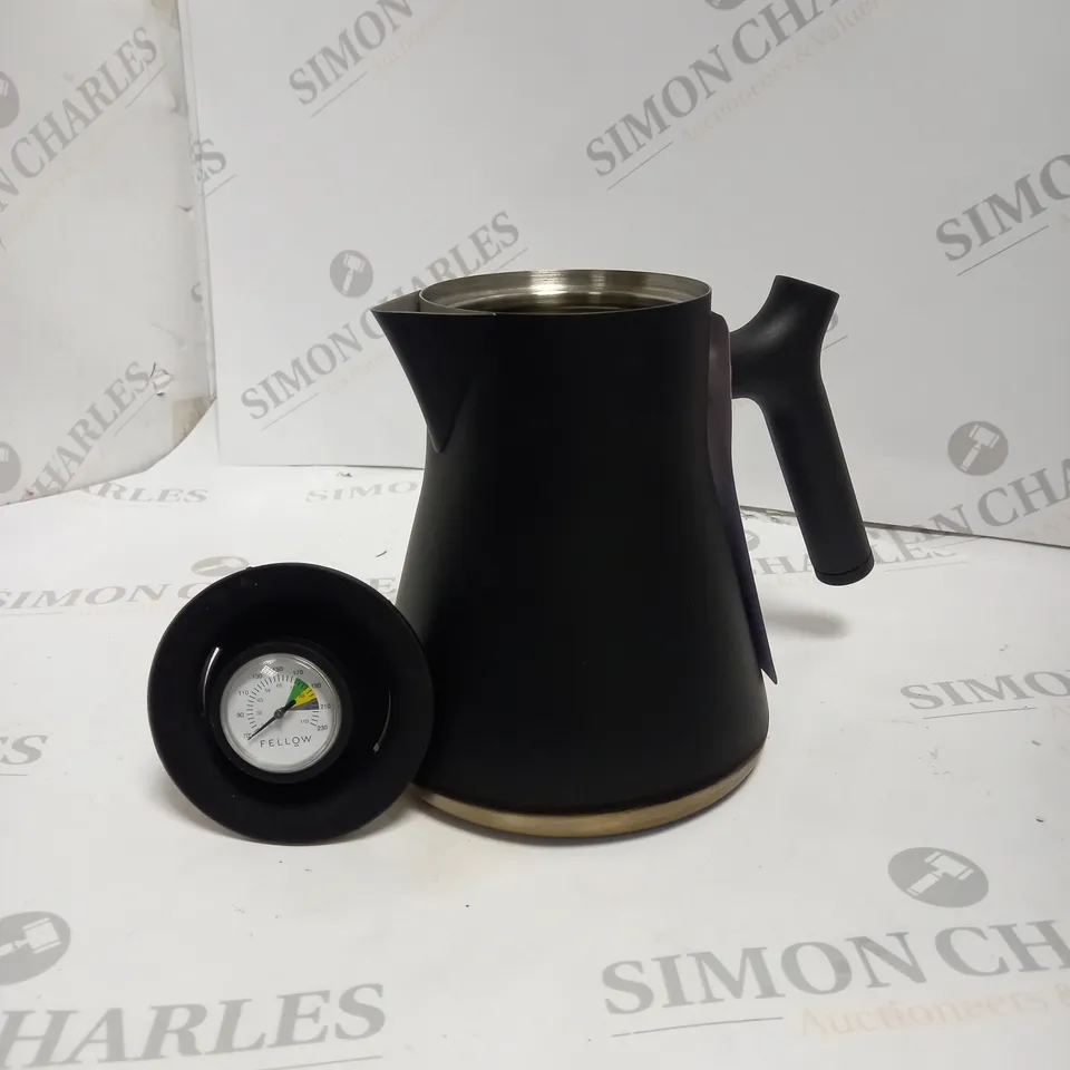 BOXED FELLOW RAVEN STOVETOP KETTLE AND TEA STEEPER. 