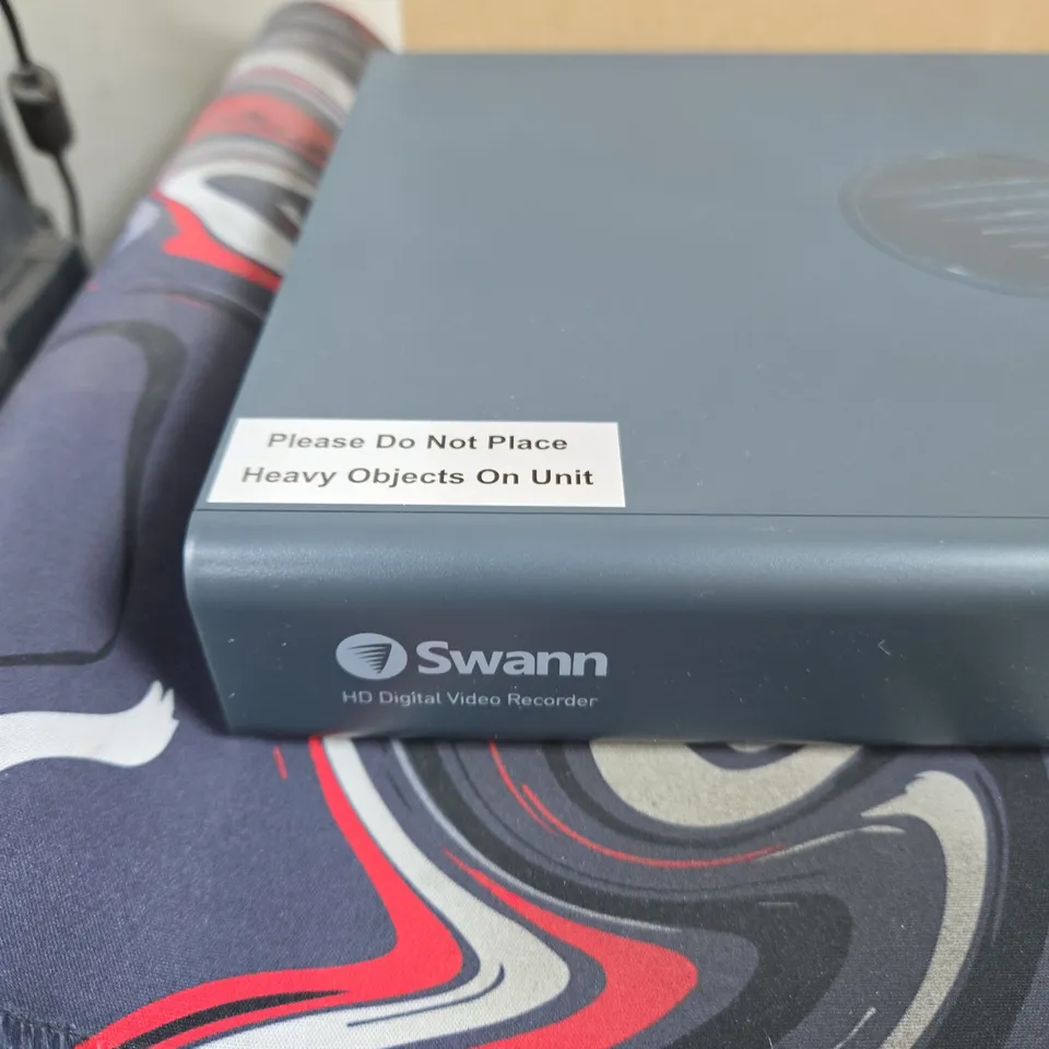 SWANN DVR-16-4580V 16-CHANNEL HD DIGITAL VIDEO RECORDER