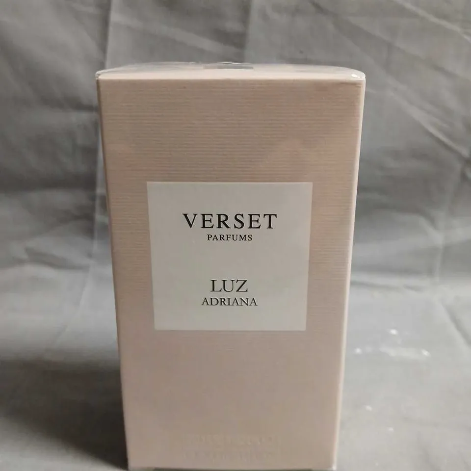 VERSET PARFUMS LUZ ADRIANA – FRAGRANCE (BOXED)