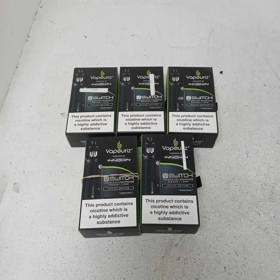 BOX OF APPROXIMATELY 25 ASSORTED E-CIGARETTES AND COMPONENTS TO INCLUDE: ASSORTED VAPOURIZ DEVICE KITS 