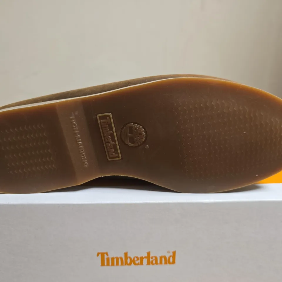 BOXED PAIR OF TIMBERLAND CLASSIC BOAT BOAT SHOE BROWN – UK SIZE 9