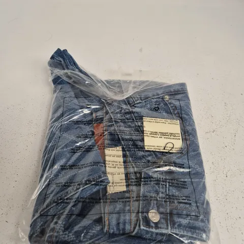 BAGGED CALVIN KLEIN LOW RISE LOOSE JEANS - SIZE 34R