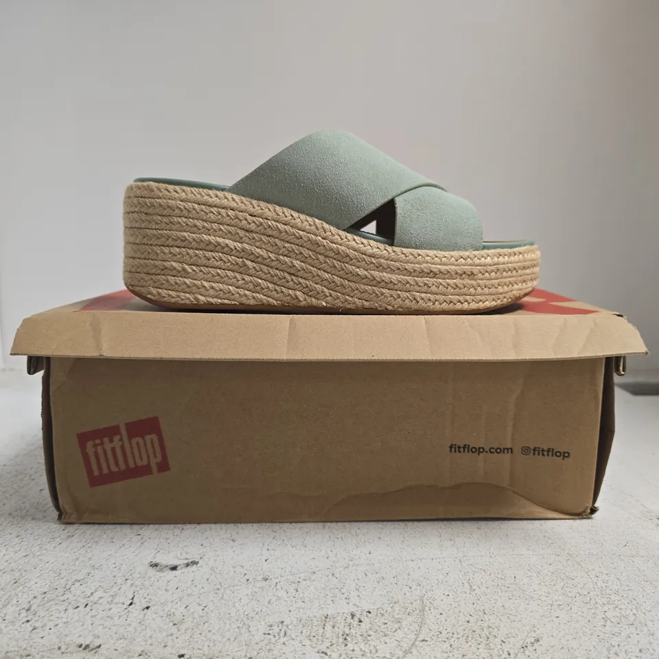 BOXED PAIR OF FITFLOP PLATFFORMS ESPADRILLE SUEDE WEDGE CROSS SLIDES IN FROSTED SAGE SIZE UK 6.5