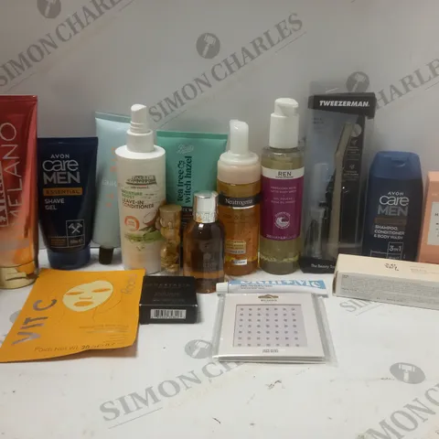 BOX OF APPROX 12 ASSORTED BEAUTY PRODUCTS TO INCLUDE REN OTTO BODYWASH, REVOLUTION ANYTIME DAILY SERUM, AVON CARE MEN SHAVE GEL, ETC