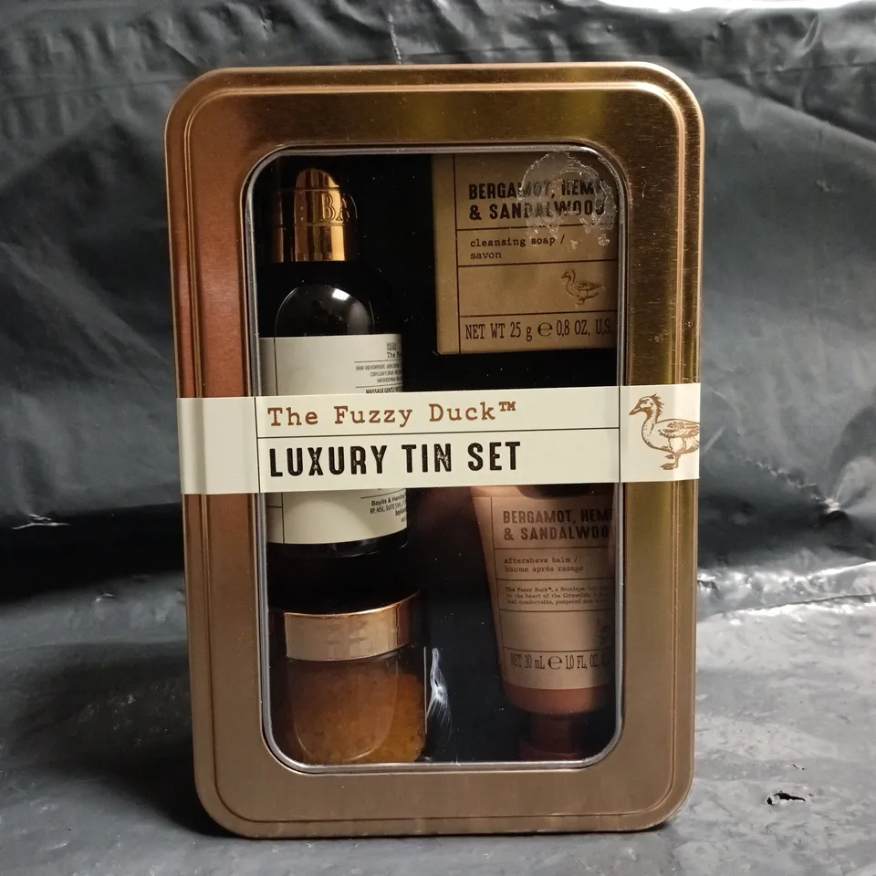THE FUZZY DUCK LUXURY TIN SET