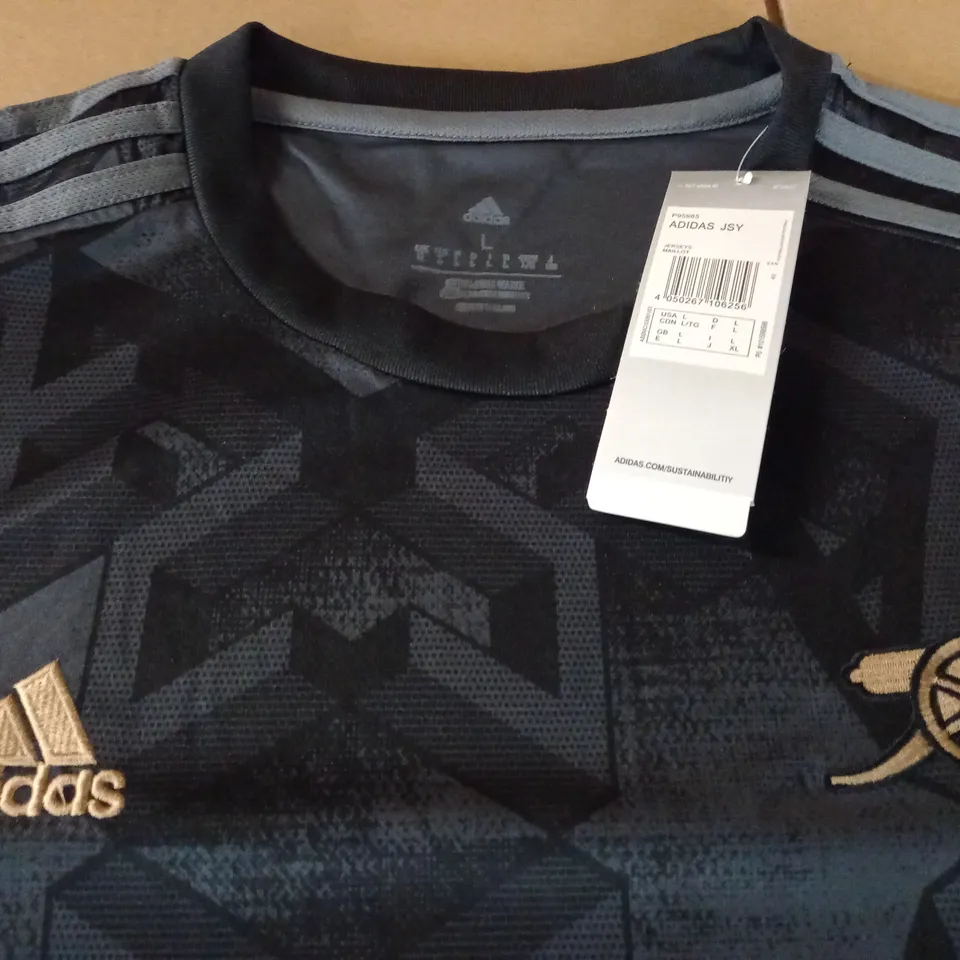 ARSENAL FOOTBALL JERSEY IN BLACK - L