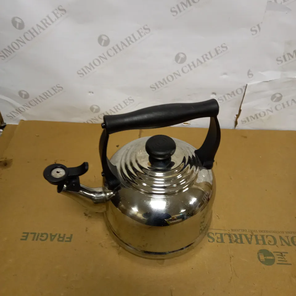 LE CREUSET KETTLE STAINLESS STEEL 