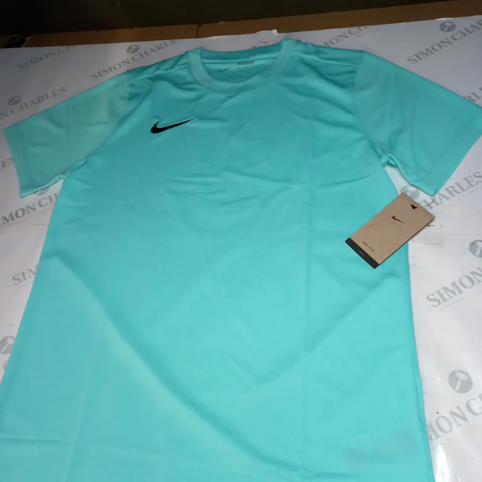 NIKE LOGO CASUAL T-SHIRT SIZE L
