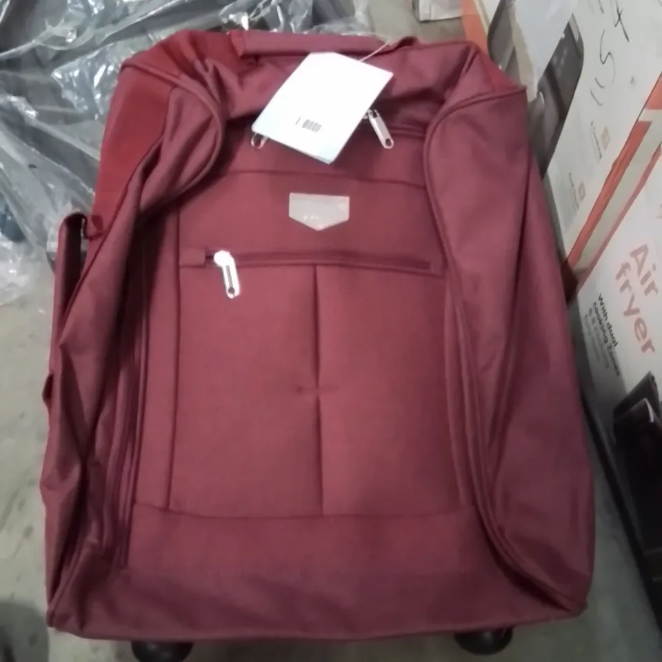 LUGG SOFT CABIN BAG RED