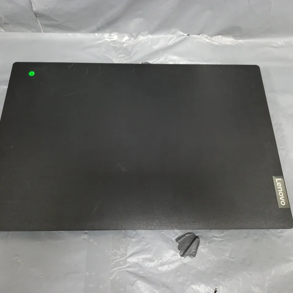 LENOVO V145-15AST 15 INCH	A6-9225 RADEON R4