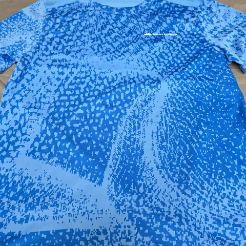 MONTERRAIN TECH TEE - SIZE L