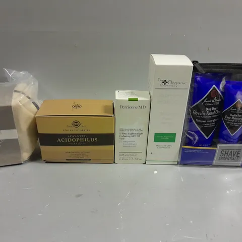 APPROXIMATYELY 15 ASSORTED HEALTH AND BEAUTY ITEMS TO INCLUDE NEALS YARD, PERRICONE AND THE ORGANIC PHARMACY