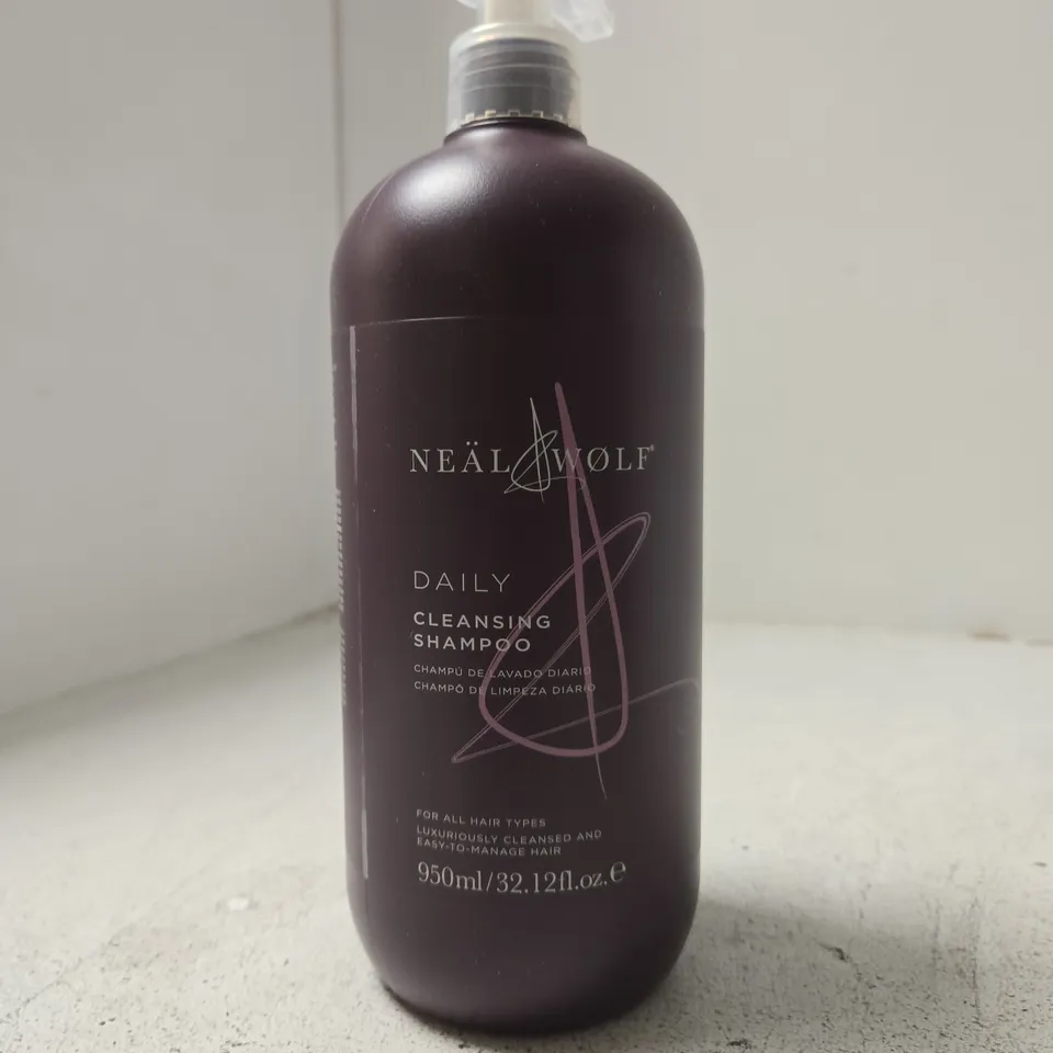 NEAL & WOLF DAILY CLEANSING SHAMPOO – 950ML
