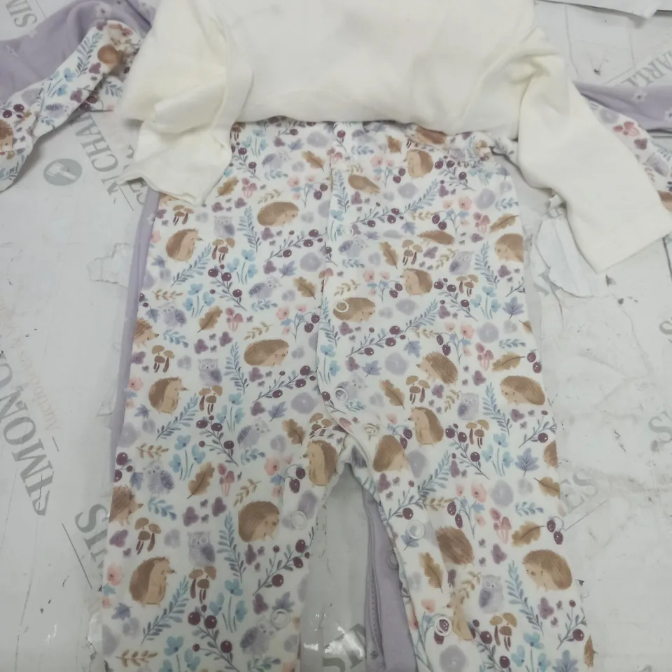 BABYTU 3 PACK OF BABY GROWS SIZE - 6-9MONTHS