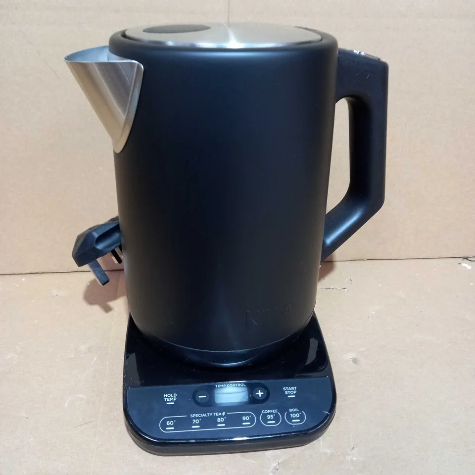 NINJA PERFECT TEMPERATURE KETTLE KT200UK