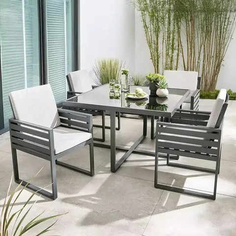 BOXED CUBA 4 SEATER CUBE SET (1 BOX)