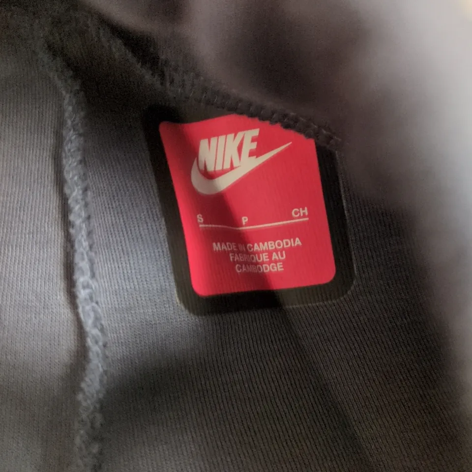 NIKE SLIM FIT TAPER LEG SWEATPANTS – MEN’S NAVY, UK SMALL (S)