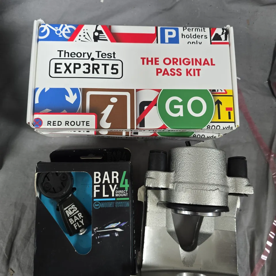 BOX OF ASSORTED CAR ITEMS TO INCLUDE - THEORY TEST - VAR 4 FLY - BRAKE CALIPER 