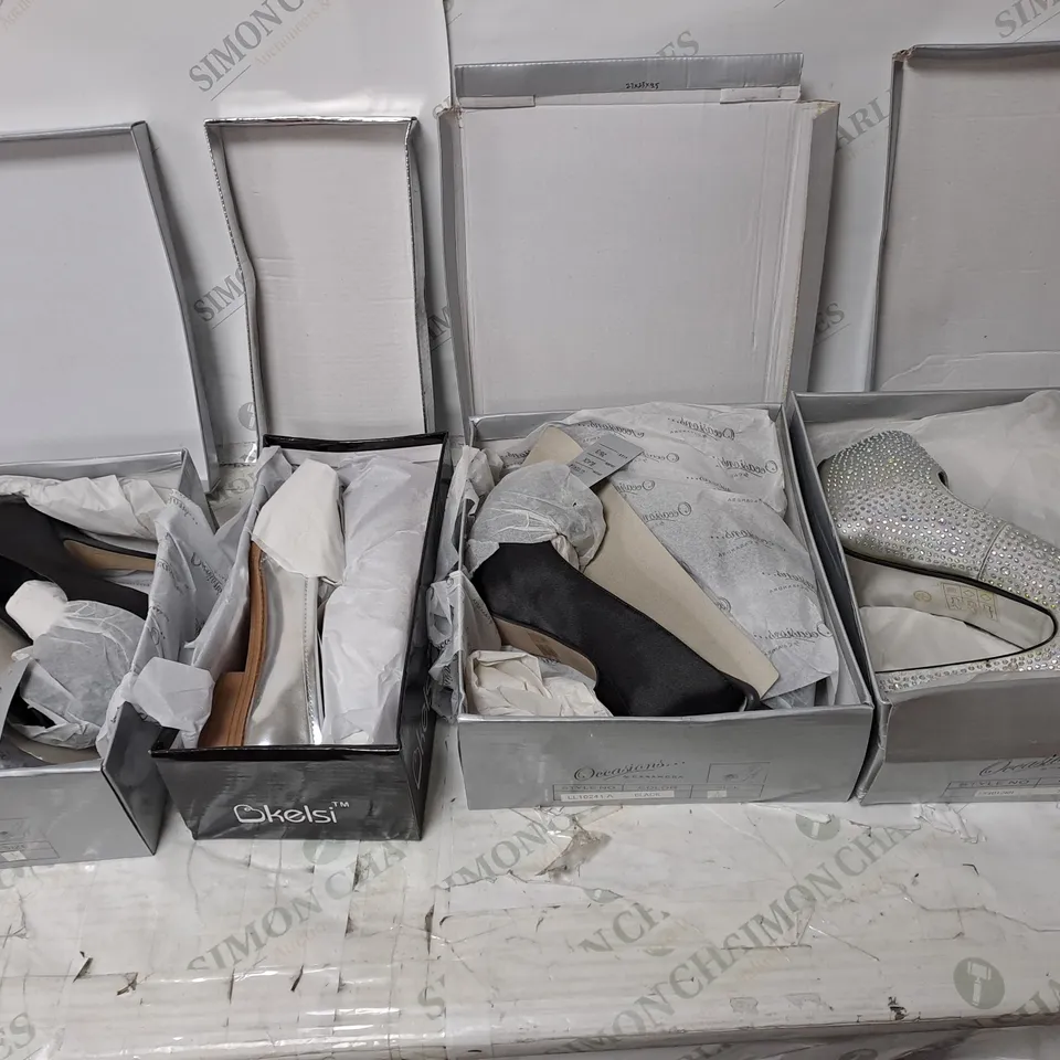 APPROXIMATELY 10 PAIRS OF ASSORTED BOXED AND UNBOXED SHOES TO INCLUDE SANDALS, AND TRAINERS 
