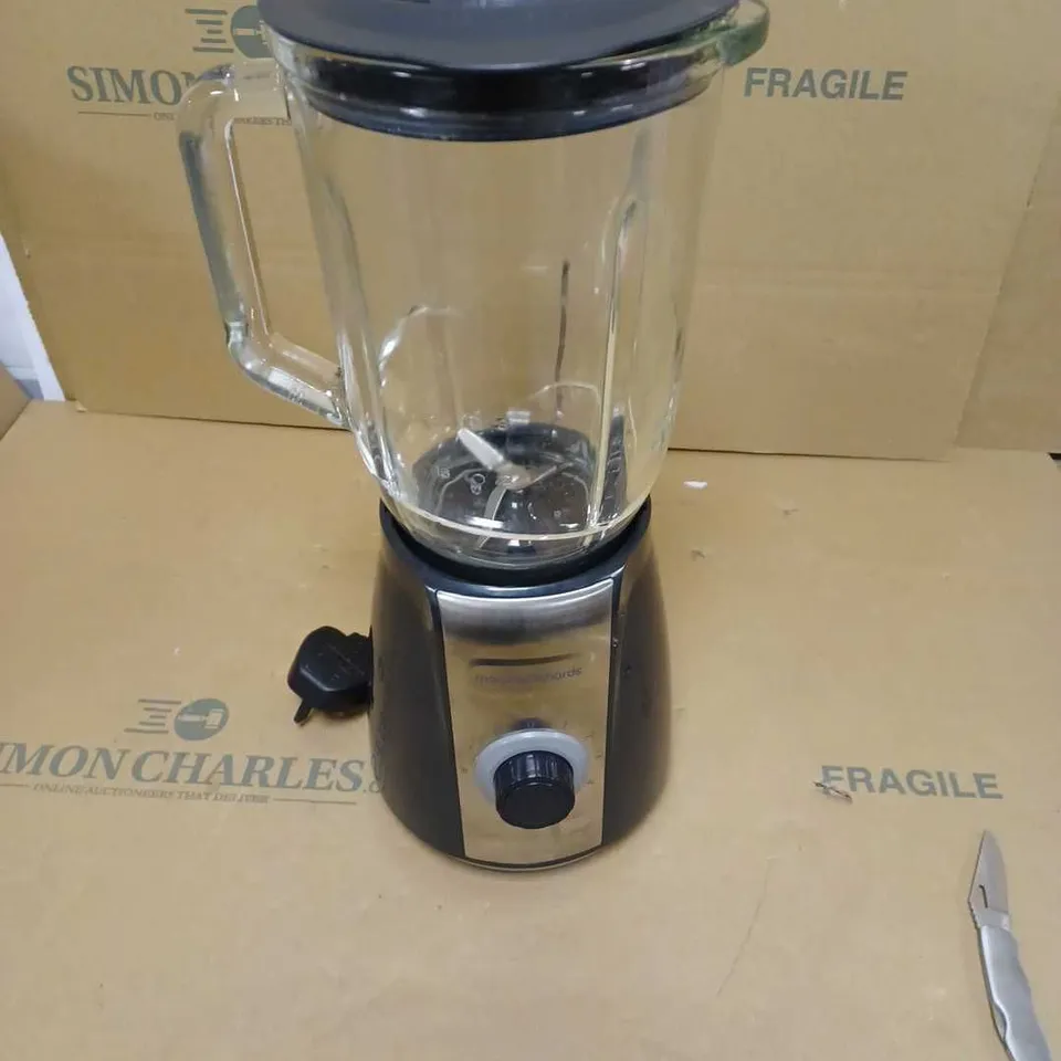 MORPHY RICHARDS TOTAL CONTROL GLASS TABLE BLENDER