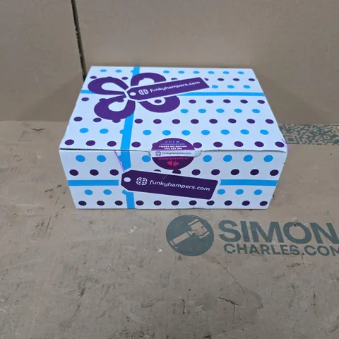 THE SWEET CHOCOLATE TUCK BOX