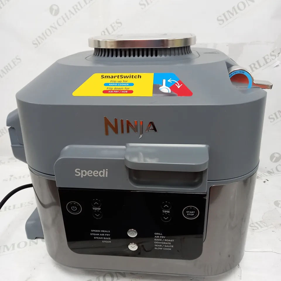 BOXED NINJA SPEEDI 10-IN-1 5.7L RAPID-COOKER & AIR FRYER ON400UK