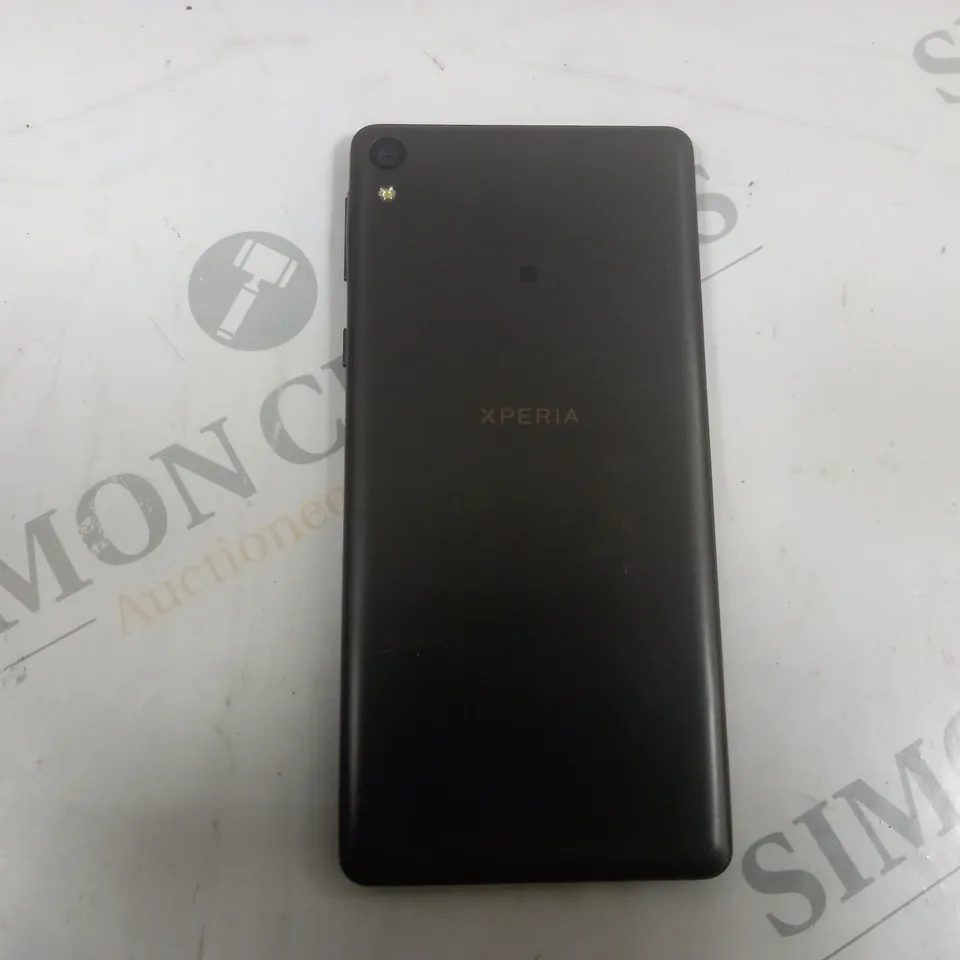 SONY XPERIA E5 (F3311)