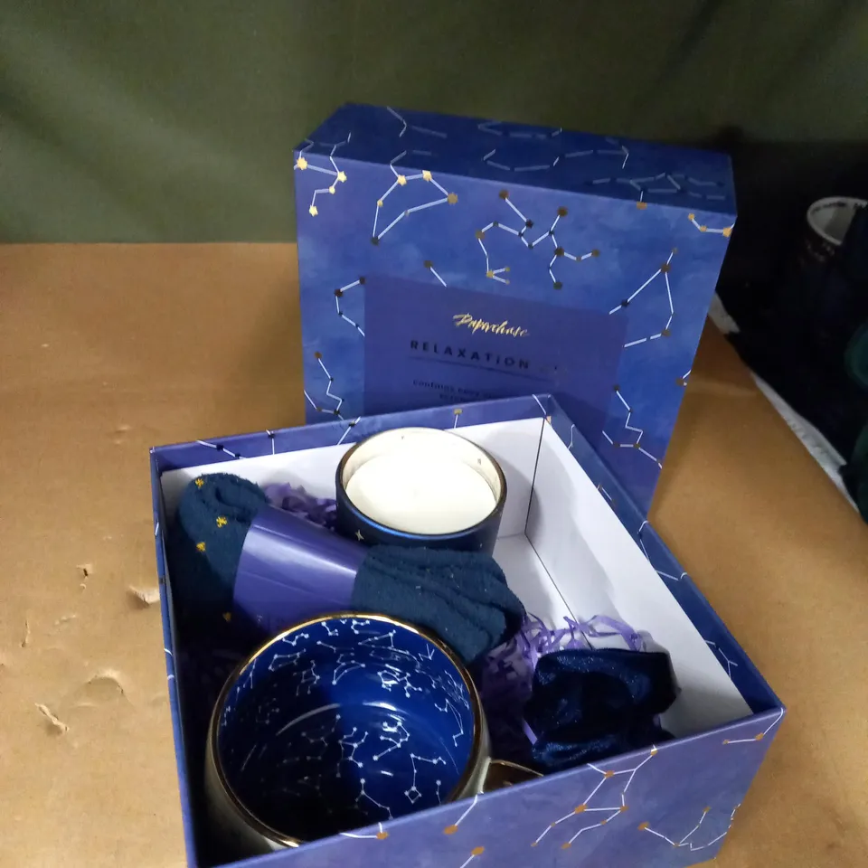 PAPERCHASE RELAXION KIT INCLUDING COZY SOCKS , CANDLES AND MUG 