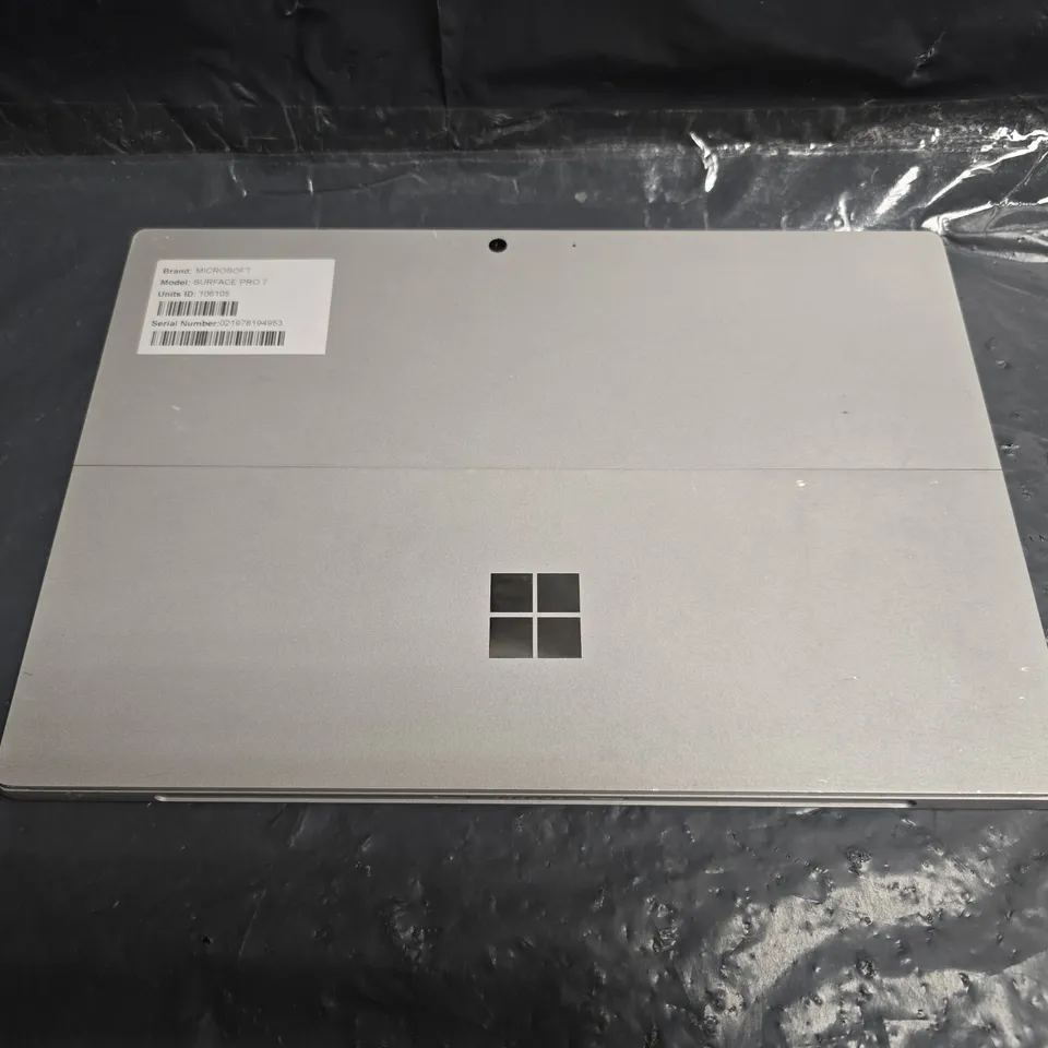 MICROSOFT SURFACE PRO 7 TABLET – SILVER, CRACKED SCREEN