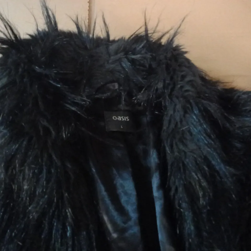 OASIS BLACK FAUX FUR OPEN FRONT JACKET - L