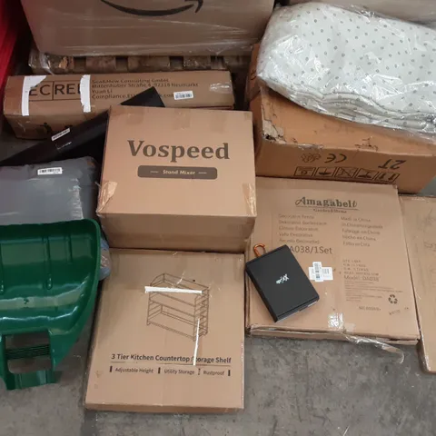 PALLET OF ASSORTED PRODUCTS TO INCLUDE VOSPEED STAND MIXER, 3 TIER KITTEN COUNTERTYPE STORAGE SHELF, AMAGABEL DECORATIVE FENCE, HAND SNOW SHOVEL, SPOTX