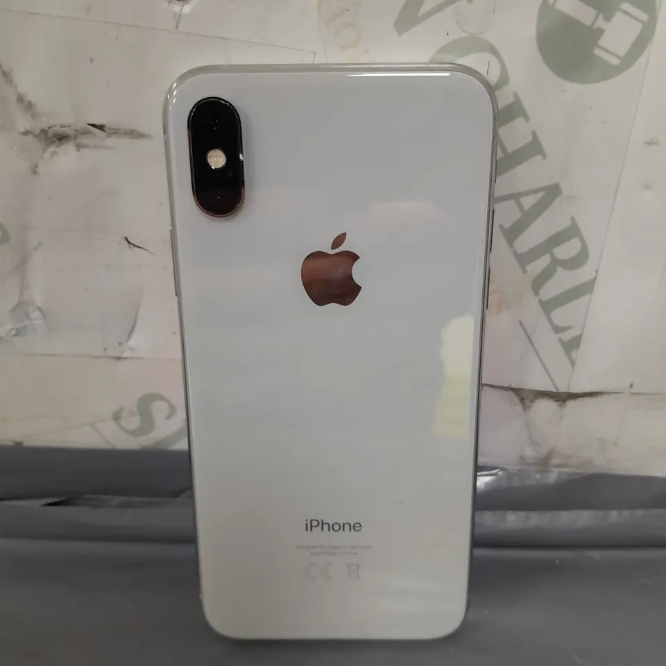 APPLE IPHONE XS/X IN WHITE