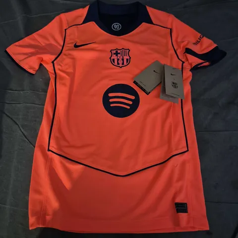 NIKE BARCELONA KIDS JERSEY IN ORANGE - MEDIUM
