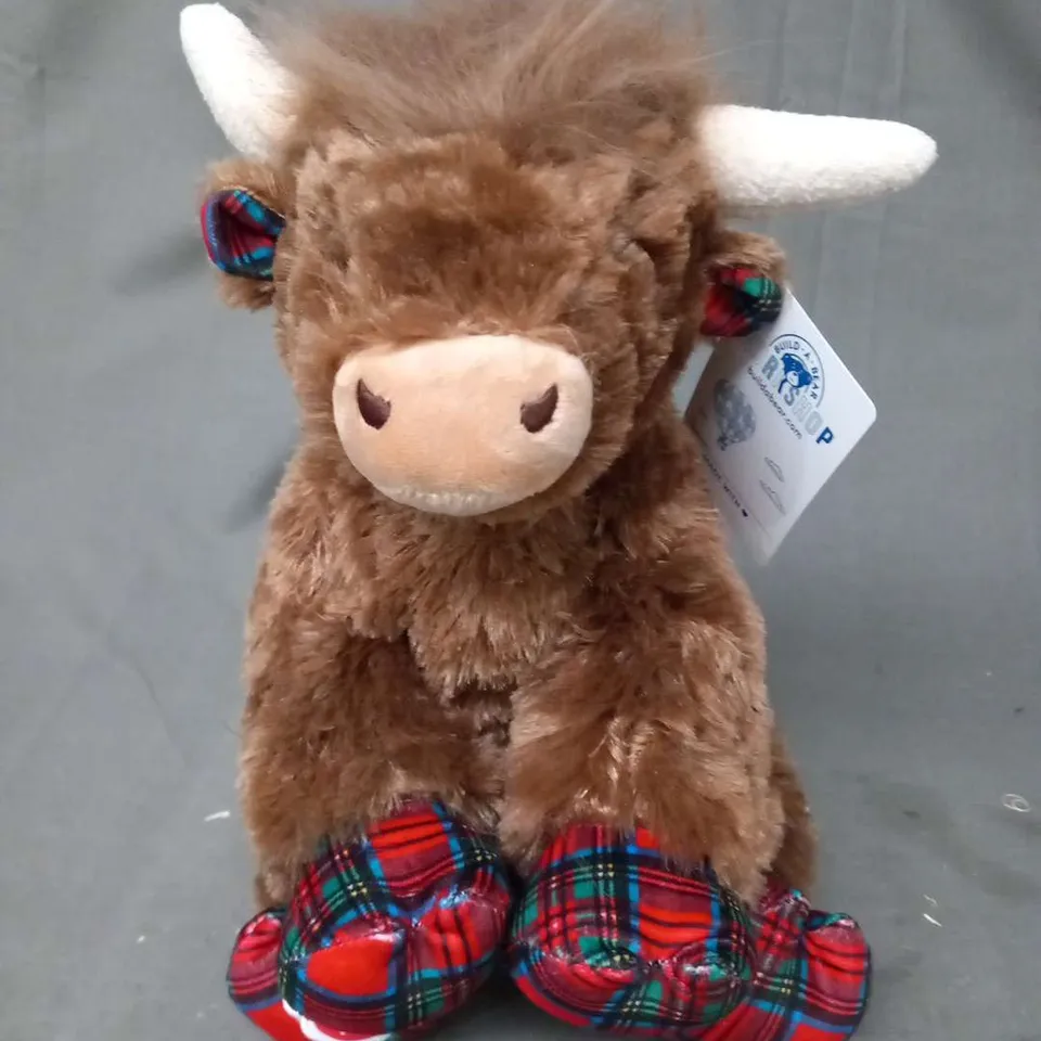 BUILD A BEAR TARTAN HIGHLAND COW WITH OUTFIT