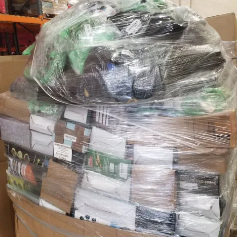 PALLET CONTAINING ASSORTED GARDEN HOSES 