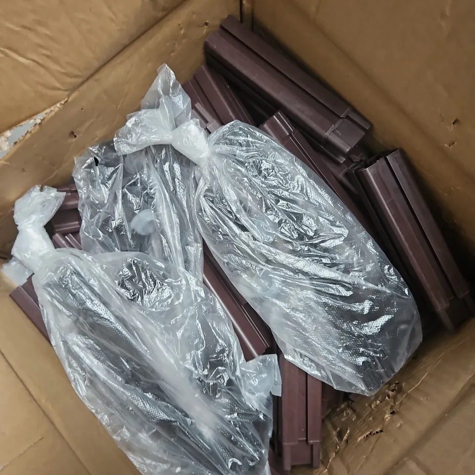 BOXED OUTSUNNYPLASTIC GARDEN BEDS