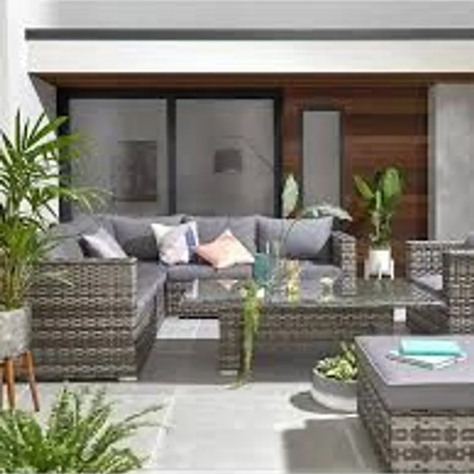 BOXED ARUBA 6-SEATER CORNER SOFA SET WITH CHAIR, FOOTSTOOL AND ADJUSTABLE TABLE GARDEN FURNITURE - PLEASE NOTE GLASS TOP IS COMPLETELY SHATTERED (4 BOXES) RRP £1599