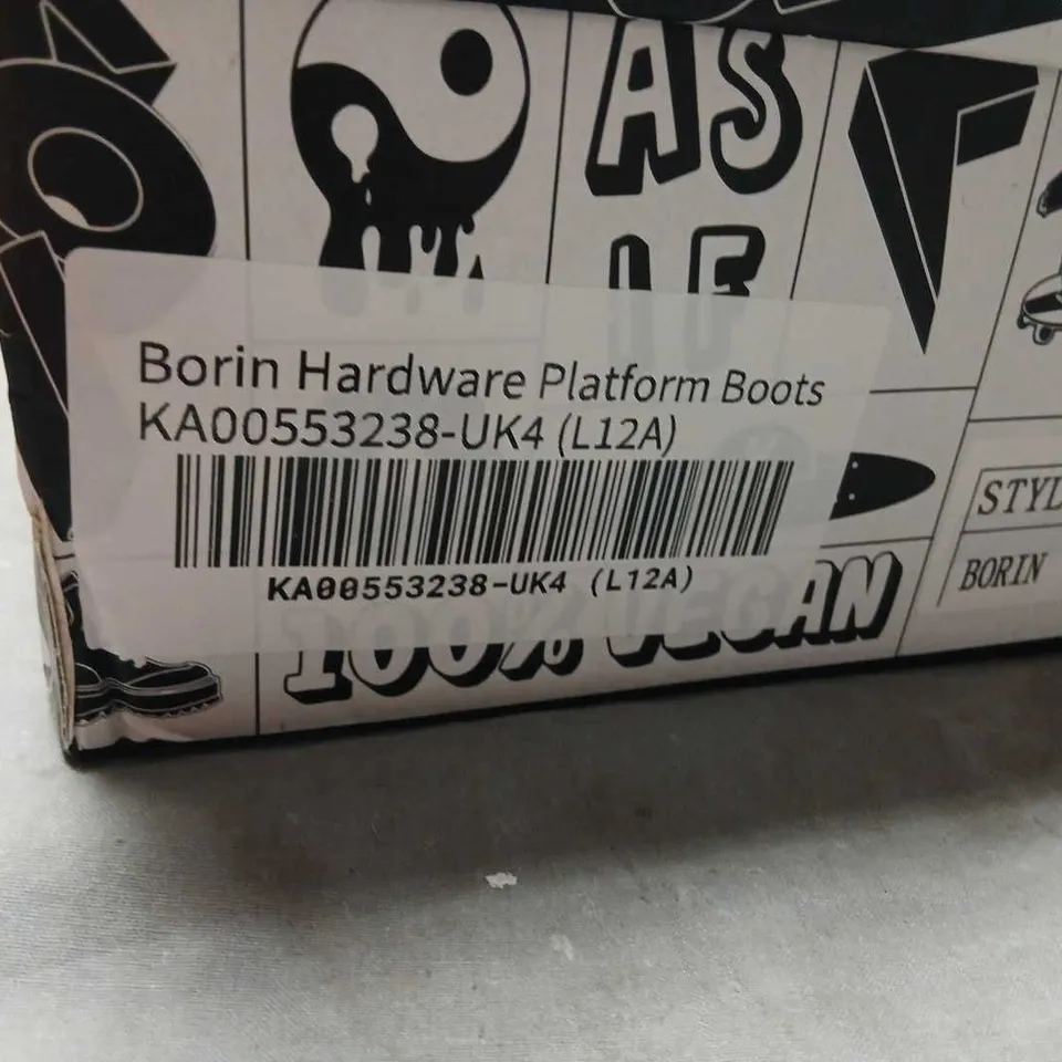 KOI BORIN HARDWARE PLATFORM BOOTS – BLACK LEATHER, UK 4, WITH CHROME TOE CAP & CHAIN DETAIL