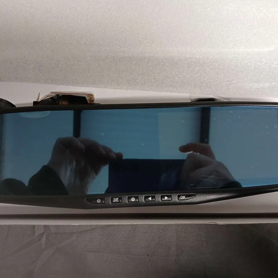 REAR VIEW DASH CAM 