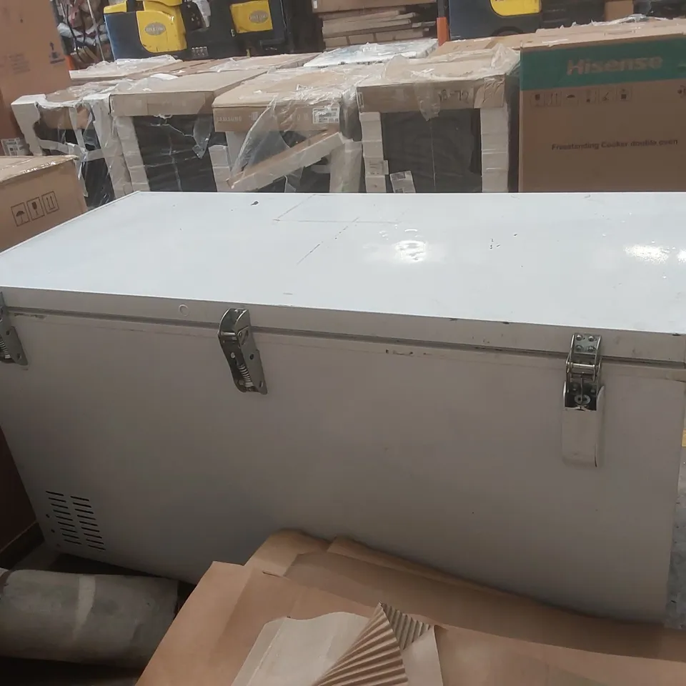 HUSKY F500-SD-UK-XG COMMERCIAL CHEST FREEZER