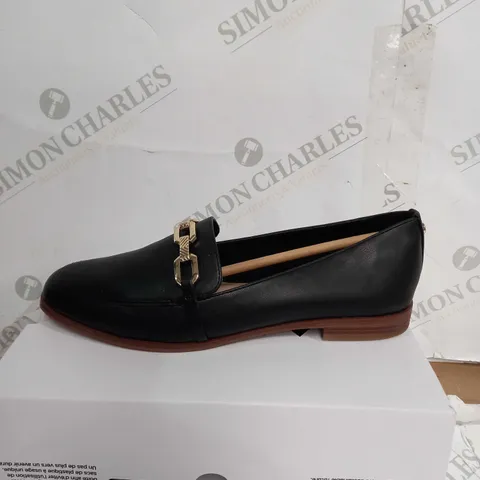 BOXED ALDO KYAH SHOES, BLACK - SIZE 5