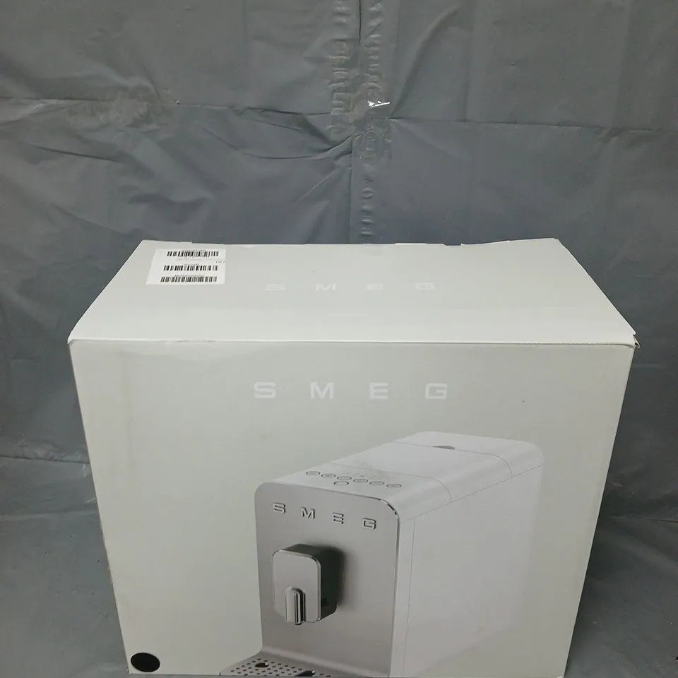 BOXED SMEG BCC13 BEAN TO CUP COFFEE MACHINE